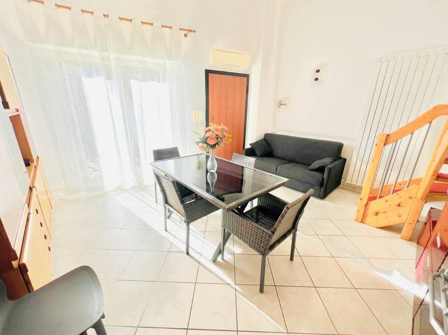 Suite Dei Fiori - Luxury Open Space Σαν Ρέμο Εξωτερικό φωτογραφία